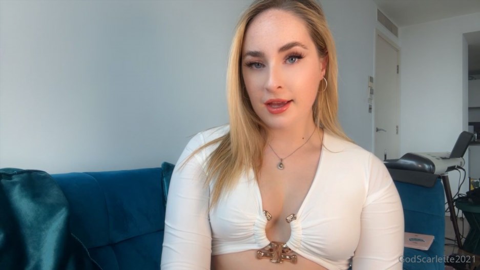 GOD SCARLETTE - I Use Pretty Privilege To My Advantage Every Single Day
